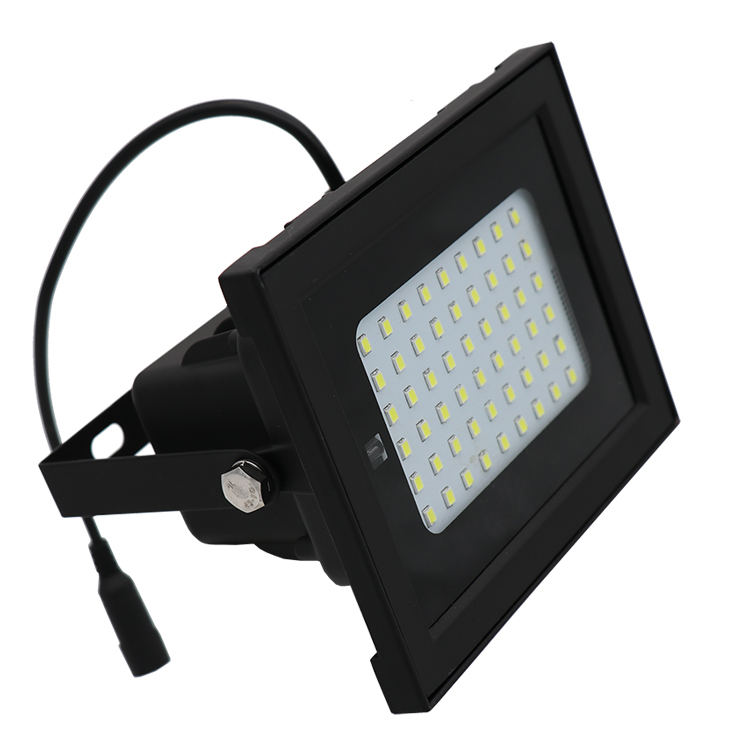 L-400CV Remote Solar Floodlight